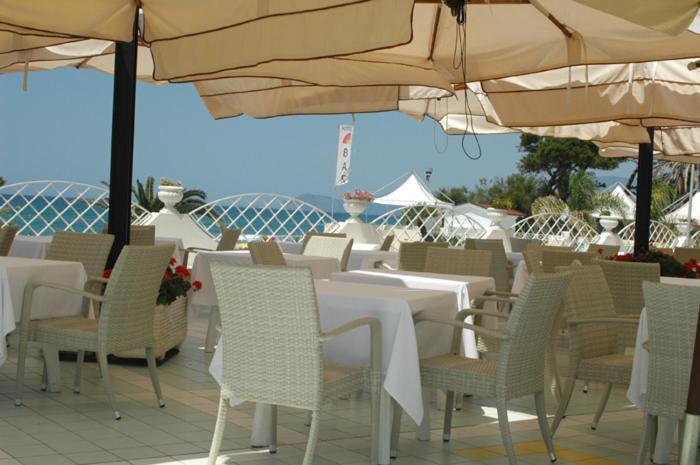 Hotel La Playa Sperlonga Extérieur photo
