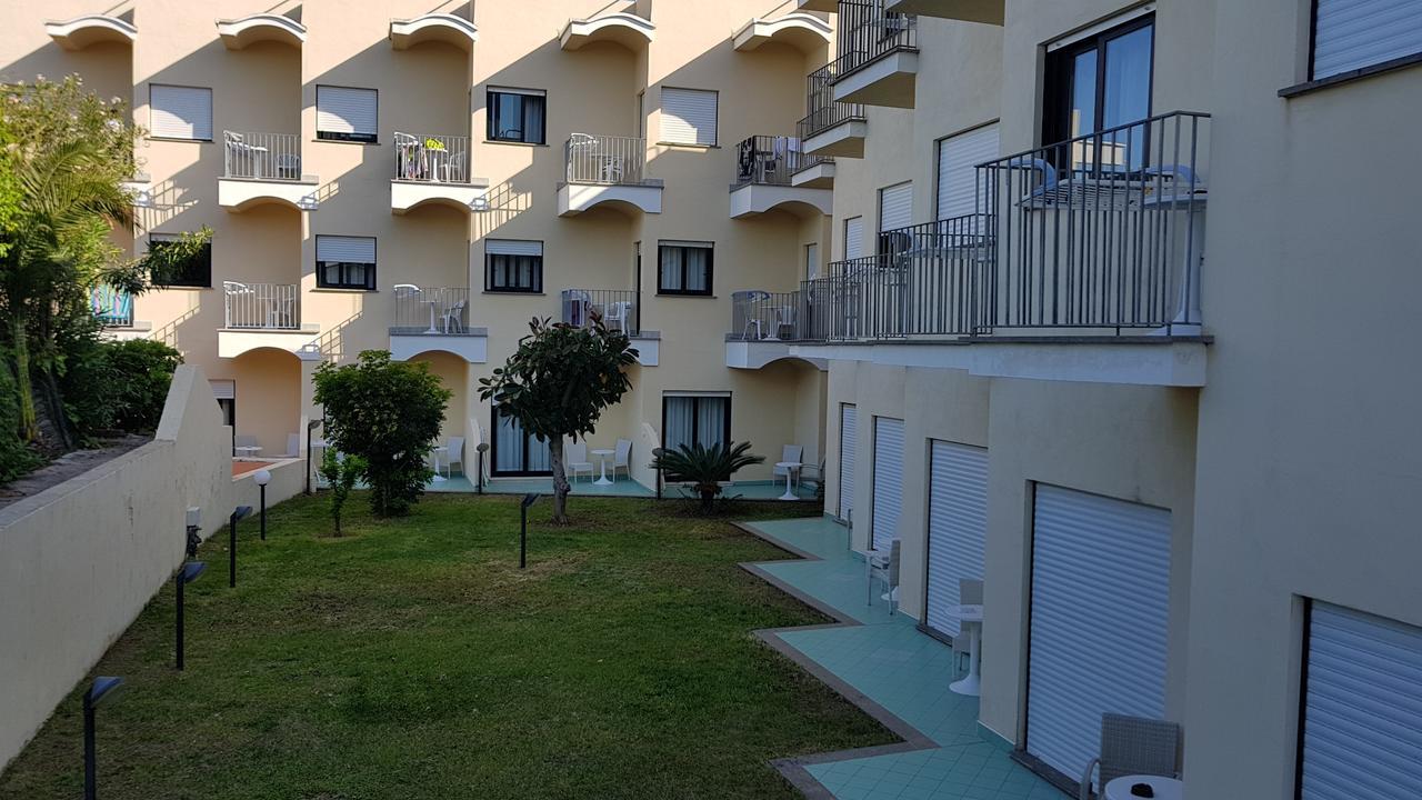 Hotel La Playa Sperlonga Extérieur photo
